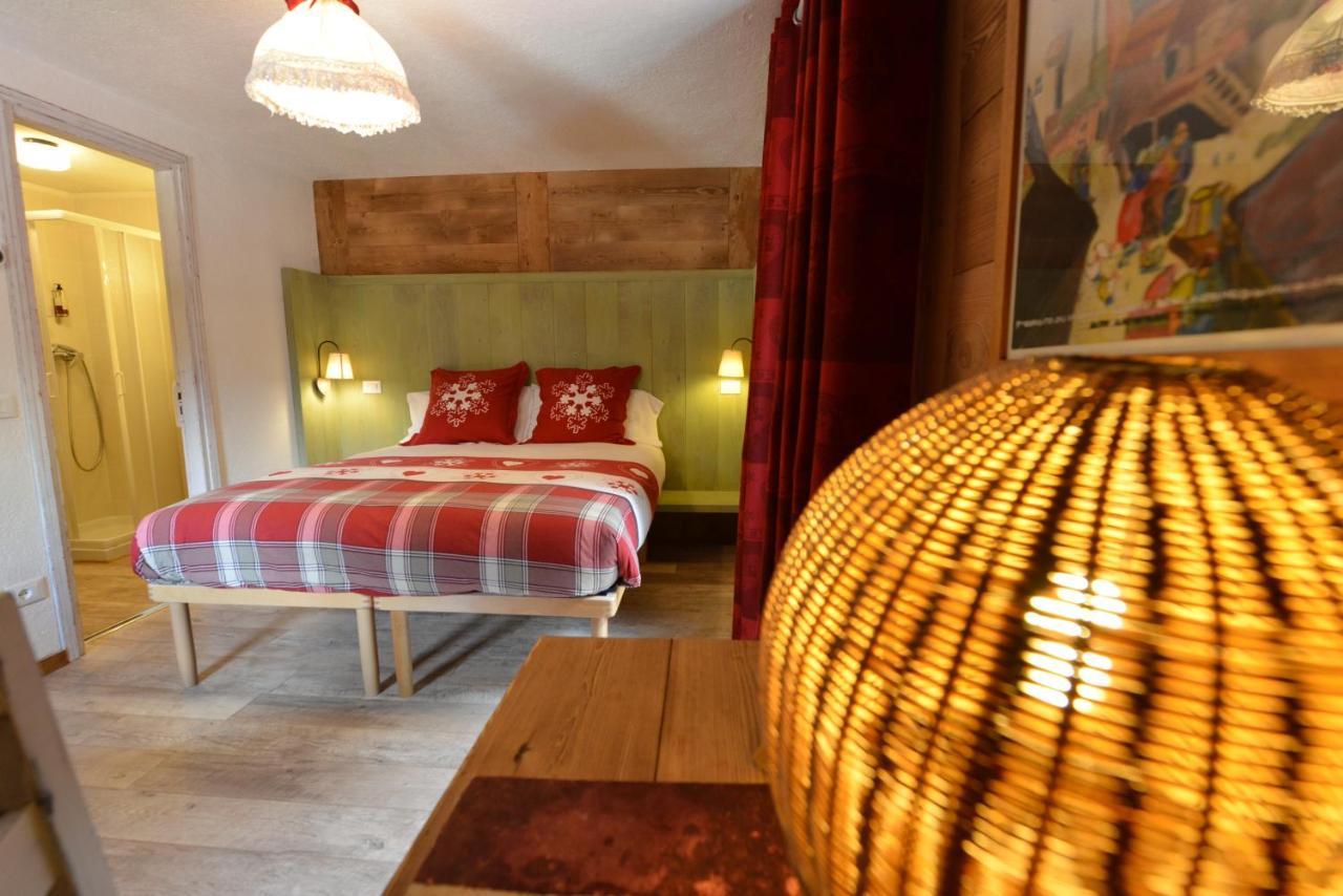Hotel Petit Dahu - Chambres Et Restaurant Cogne Buitenkant foto
